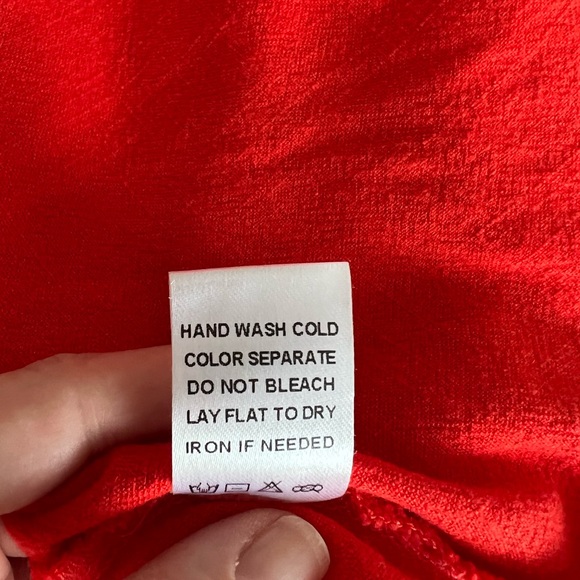 Gilli Red Linen Blend Dress with back cut out - Picture 10 of 10